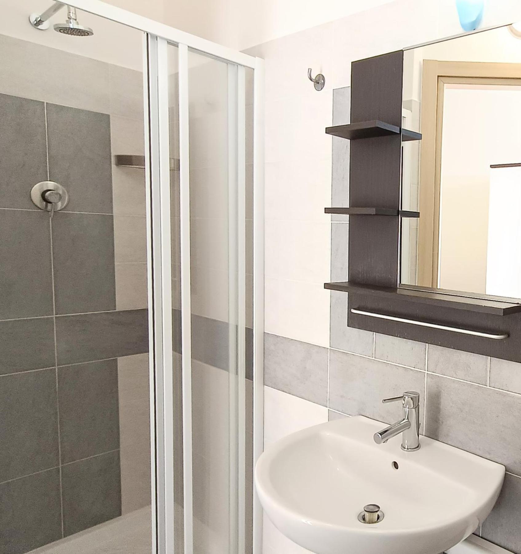 Lido Rooms & Apartments ลิโดดิแฟร์โม ภายนอก รูปภาพ