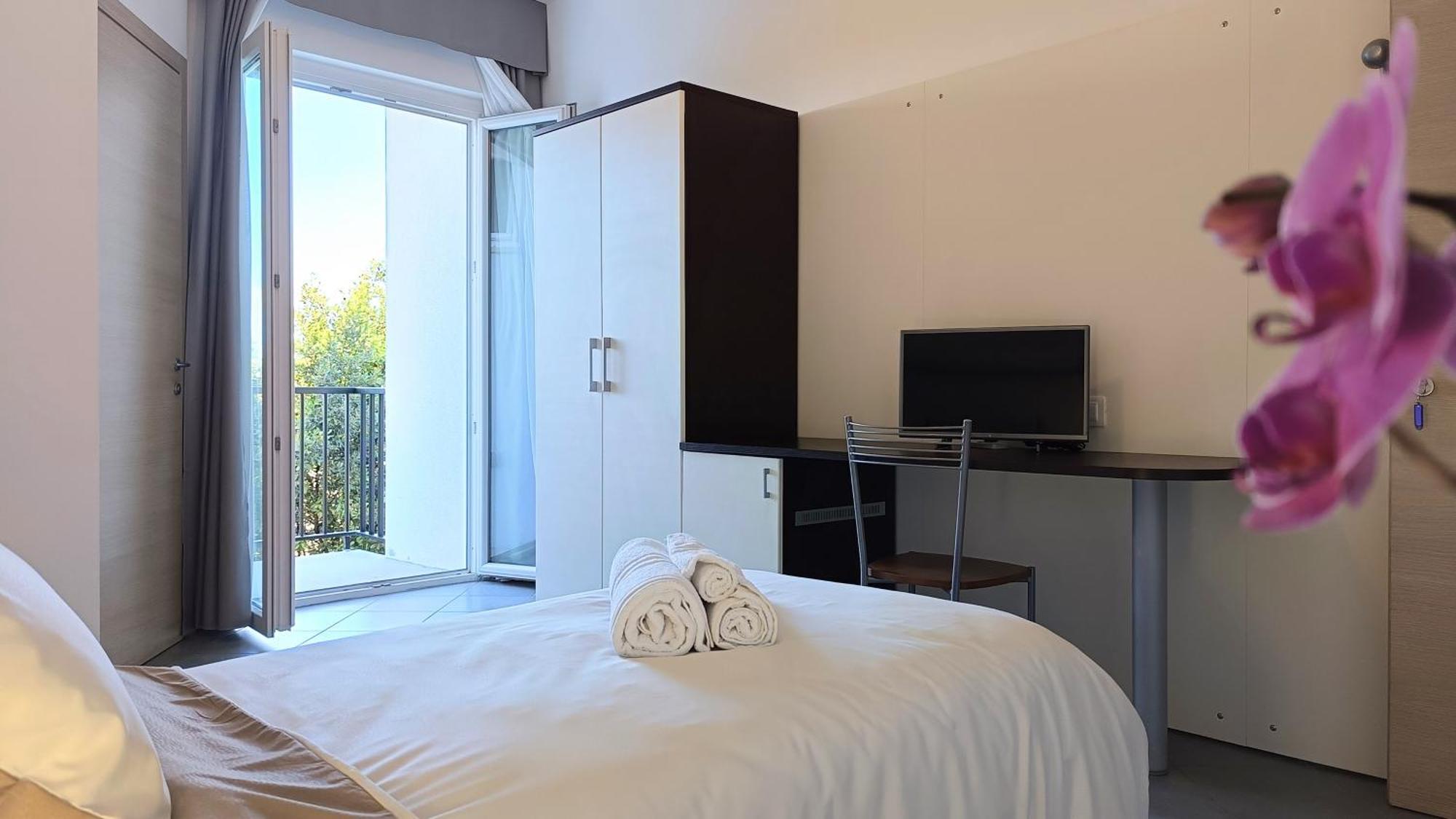 Lido Rooms & Apartments ลิโดดิแฟร์โม ภายนอก รูปภาพ